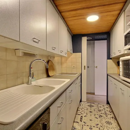 Grand Spacieux Pour 5 Pers., Balcon, Acces Direct Aux Pistes, Wifi - Fr-1-455-167 *